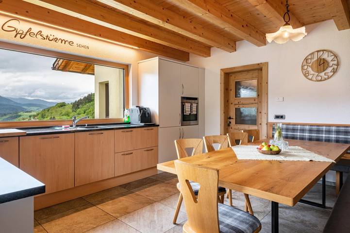 Ferienwohnung für 13 Personen, mit Balkon und Garten sowie Kinderpool im Eisacktal - 2
