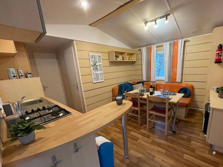 Wohnwagen für 4 Personen, mit Kinderpool in Grayan-et-l'Hôpital - 3