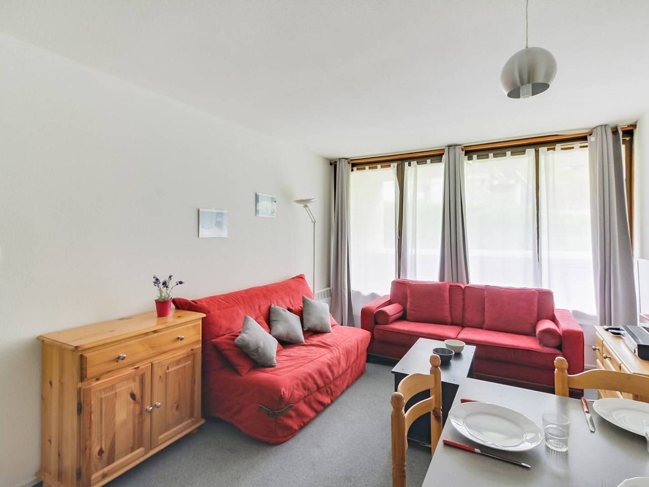 Appartement entier, Appartement cosy 5 pers, 1 ch, parking couvert, accès pistes, centre station in La Mongie, Bagnères-de-Bigorre