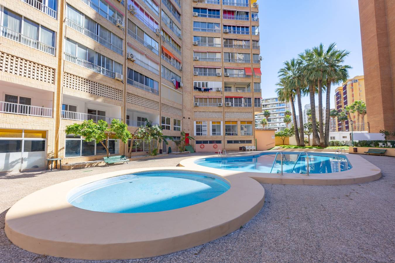 Apartamento entero, Apartamento 'Levante' con vistas al mar, Wi-Fi y aire acondicionado in Benidorm, Costa Blanca