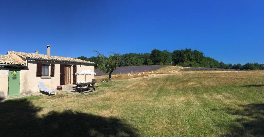 Gîte pour 4 personnes, avec Terrasse et Jardin dans les Alpes-de-Haute-Provence - 2