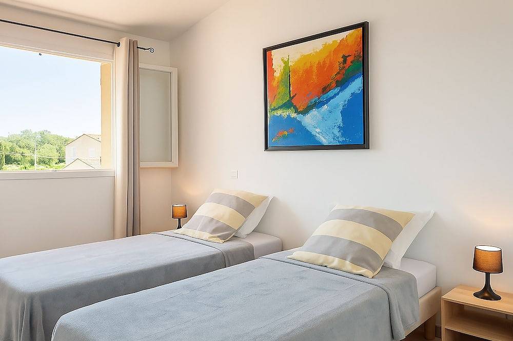 Appartement entier, T3 indépendant pour 4 personnes dans villa avec grand jardin, Clim, Wifi in Porto-Vecchio, Arrondissement de Sartène
