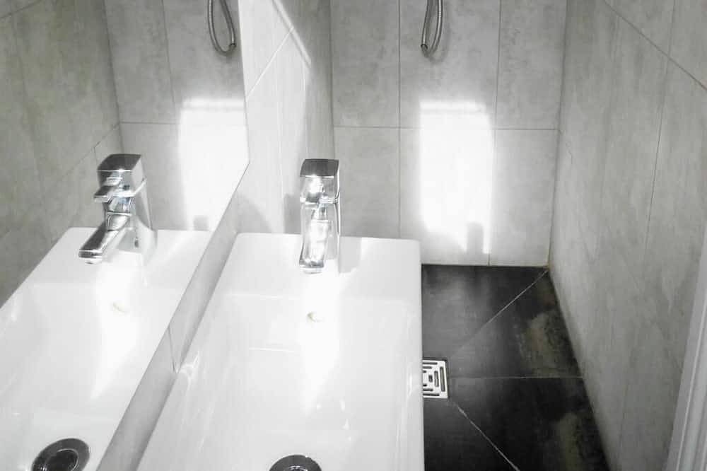 Apartamento inteiro, Estúdio-Standard-Privativo-Double /Twin in Richmond upon Thames, Londres