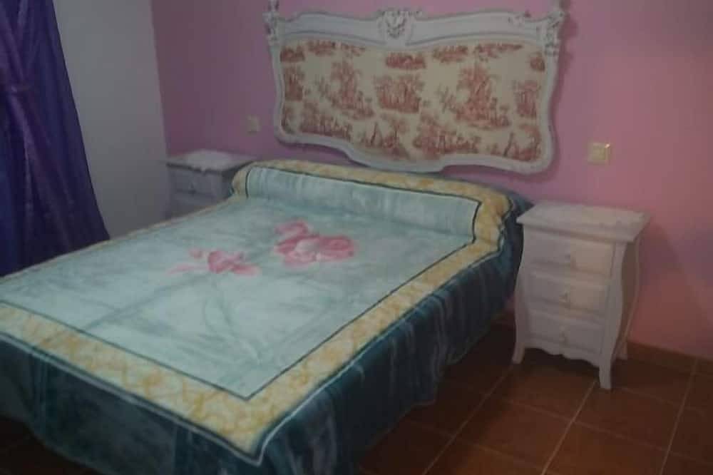 Apartamento rural Los Mirlos para 8 personas in Navaluenga, Valle del Alberche