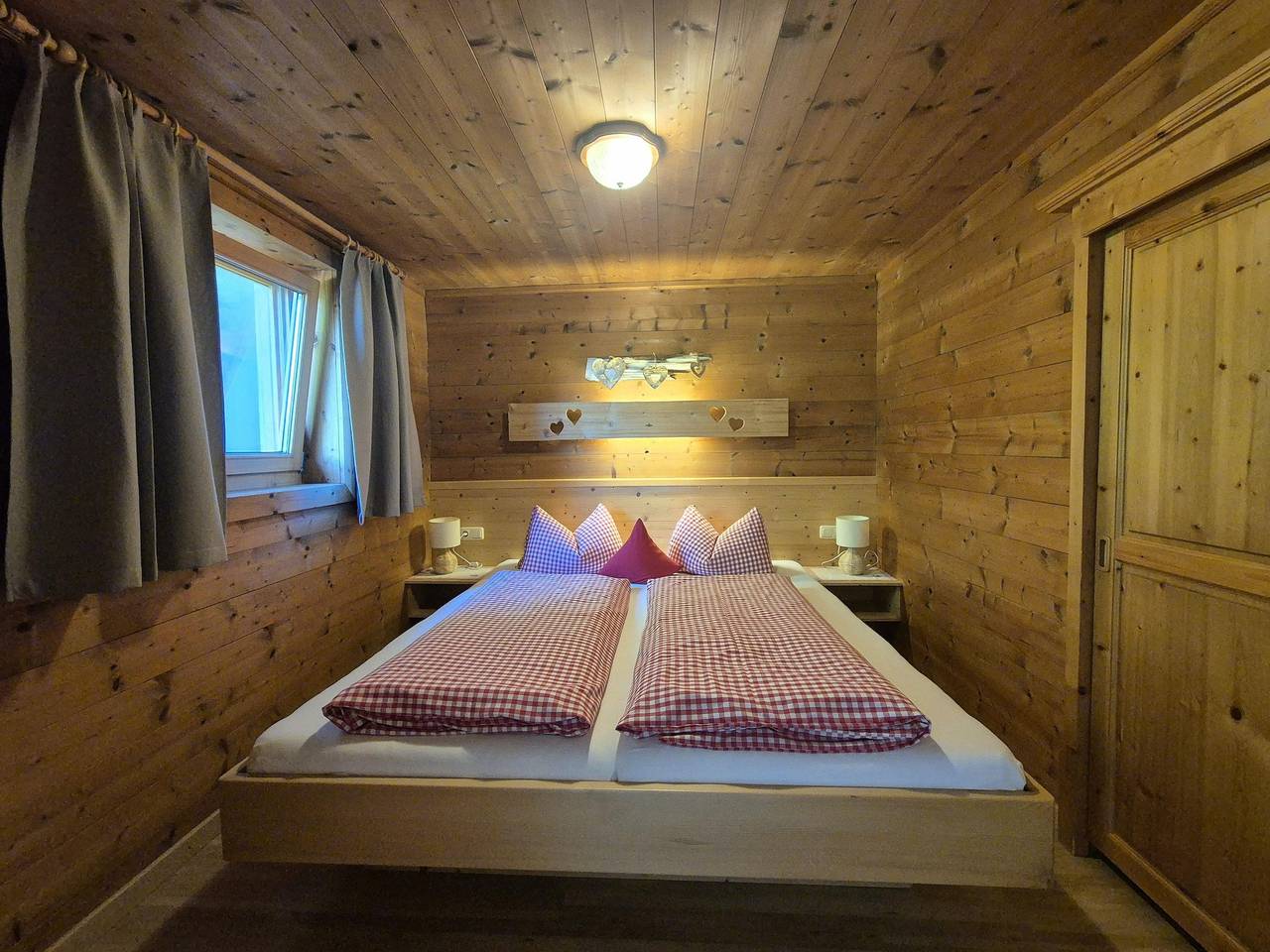 Geheel vakantieappartement, Appartement  Obstgarten in Alpbach, Kaisergebirge