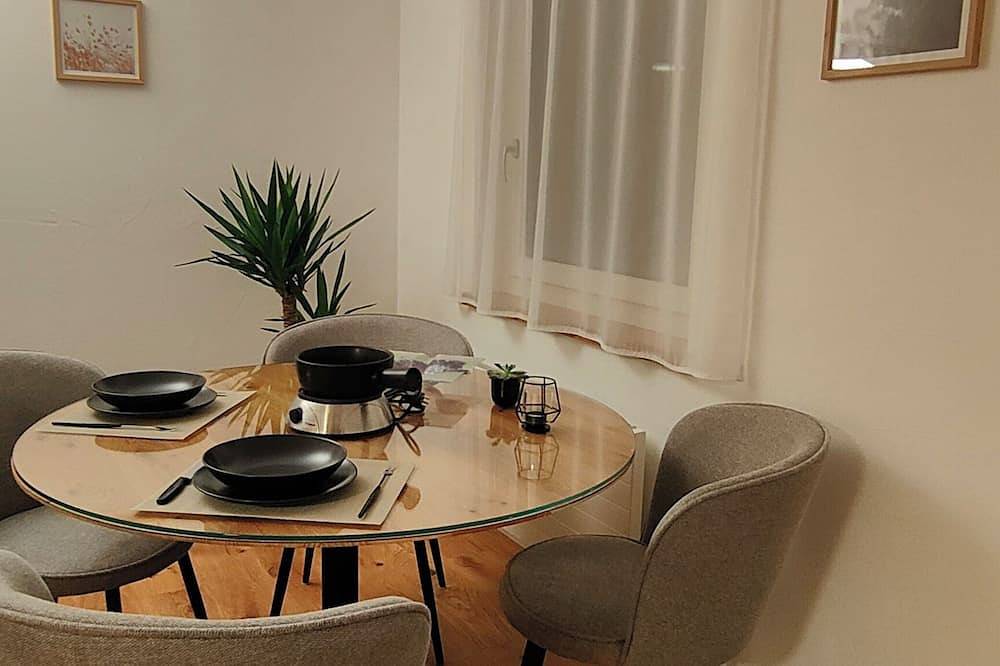 Ganze Wohnung, Casa Suvita / Alpine Luxury Apartment in Mundaun, Obersaxen-Mundaun