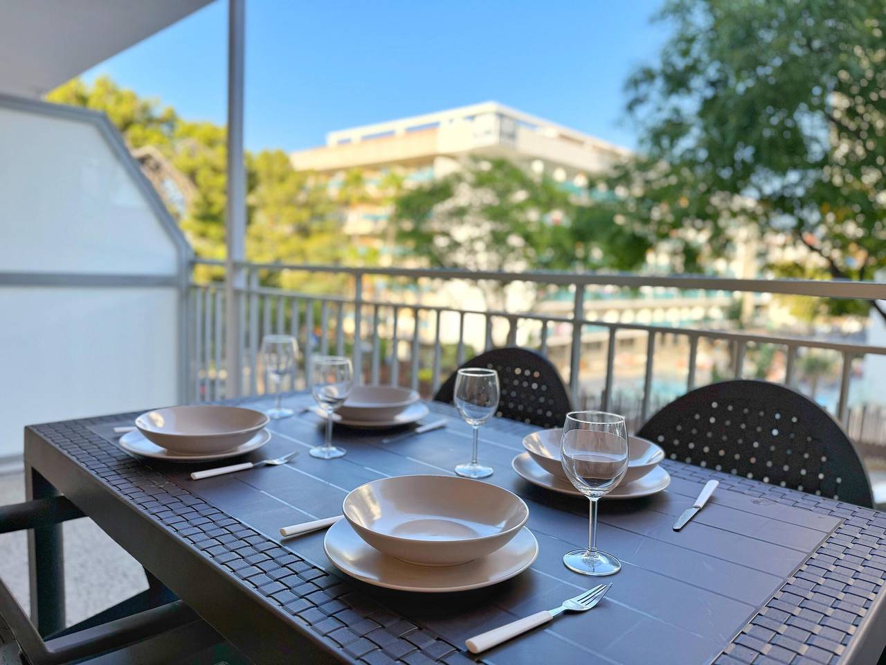 Entire apartment, Apartment in Salou with Terrace, near the Beach in Salou, Costa Dorada