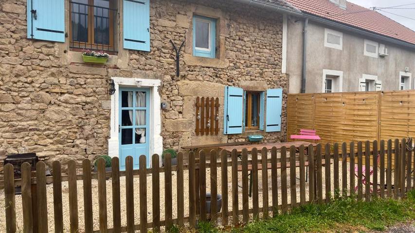 Gîte pour 4 personnes, avec Terrasse et Jardin à Voudenay