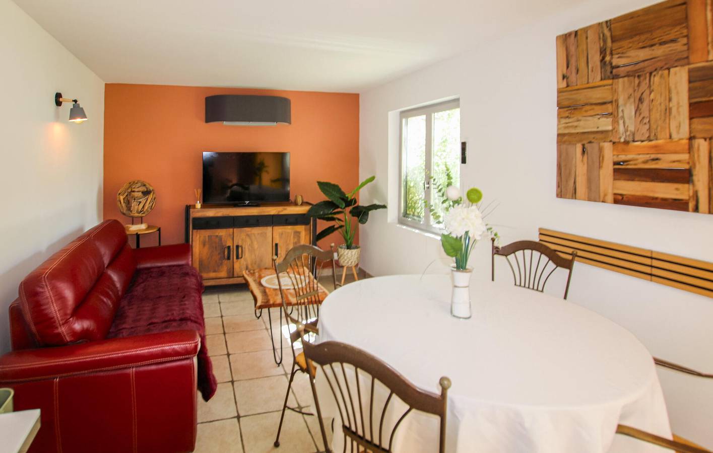 Appartement confortable avec jardin près du centre-ville de Courthézon - Parking et Wi-Fi gratuits in Courthézon, Vaucluse