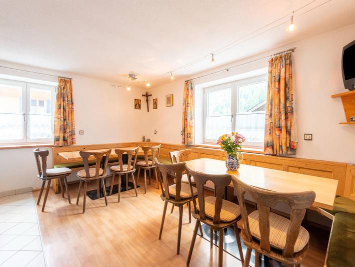 Ferienwohnung für 6 Personen, mit Balkon und Terrasse sowie Garten im Montafon - 2