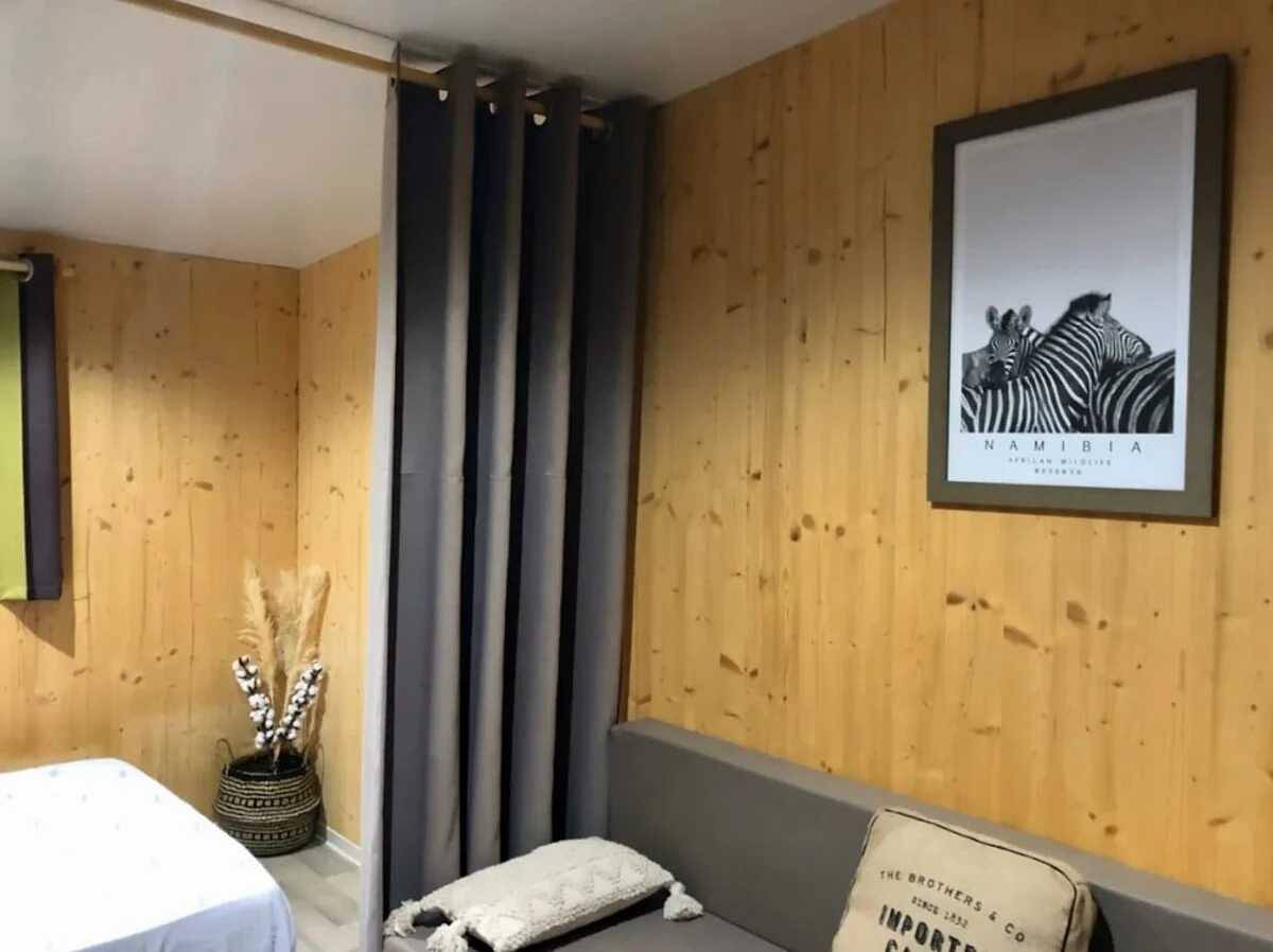 Zecamping 3 étoiles piscine chauffée animaux acceptés roulotte 15m2 in Sigean, Mittelmeerküste (Frankreich)