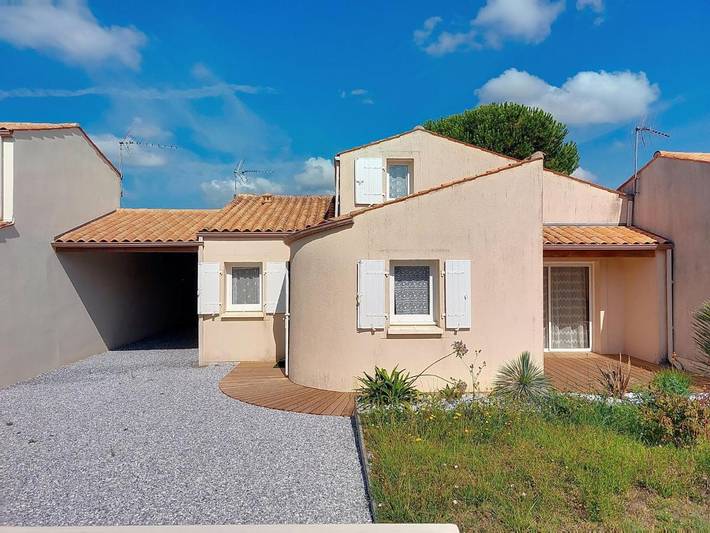 Location de vacances pour 6 personnes, avec terrasse et jardin dans Plage Saint-Sordelin