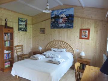 Cottage pour 2 personnes, avec jardin et vue à Vaubadon