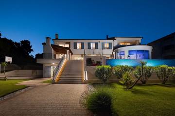 Vakantiehuis voor 12 Personen in Šibenik, Šibenik-Knin, Afbeelding 3