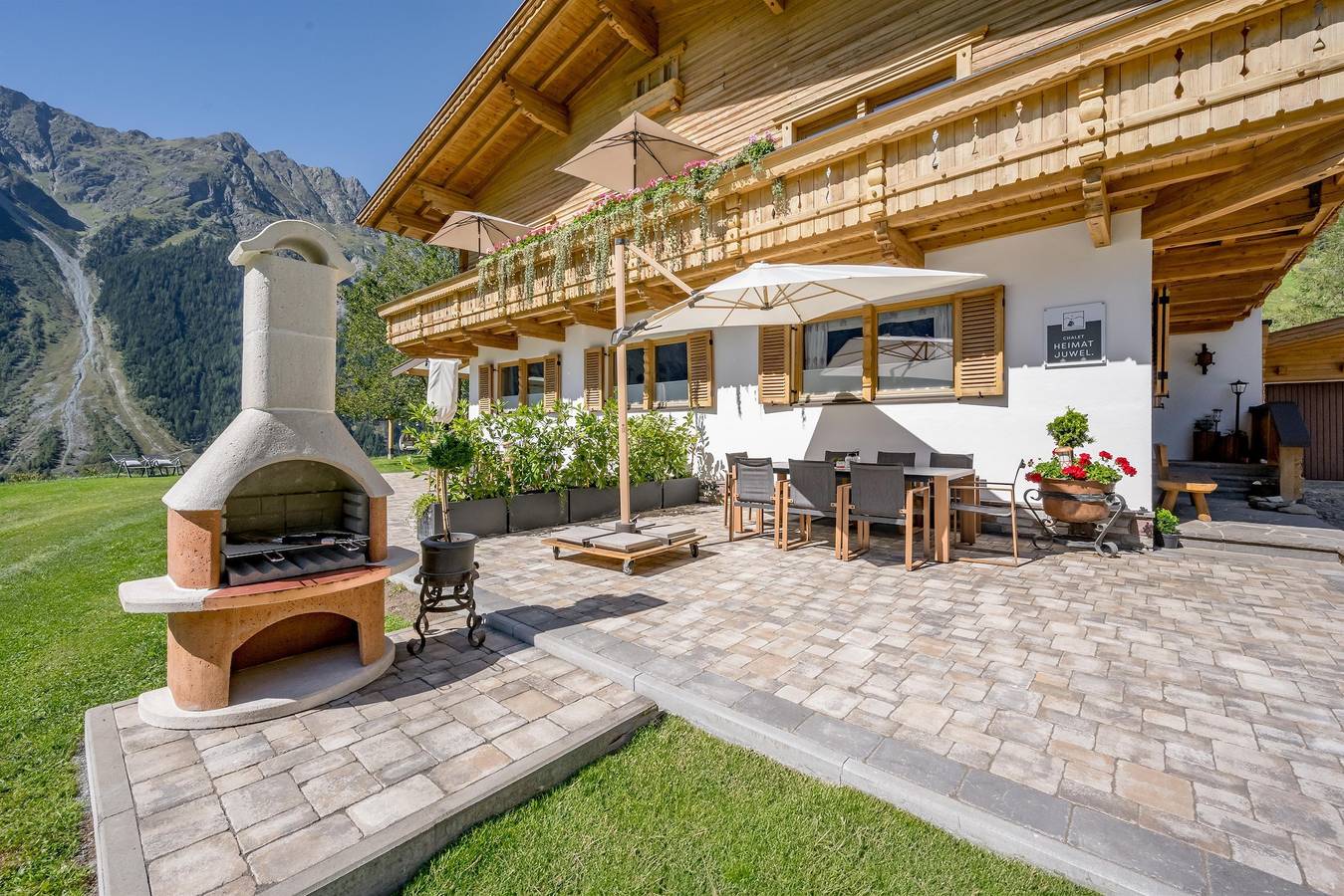 Ganze Ferienwohnung, Chalet Heimatjuwel in Huben, Längenfeld