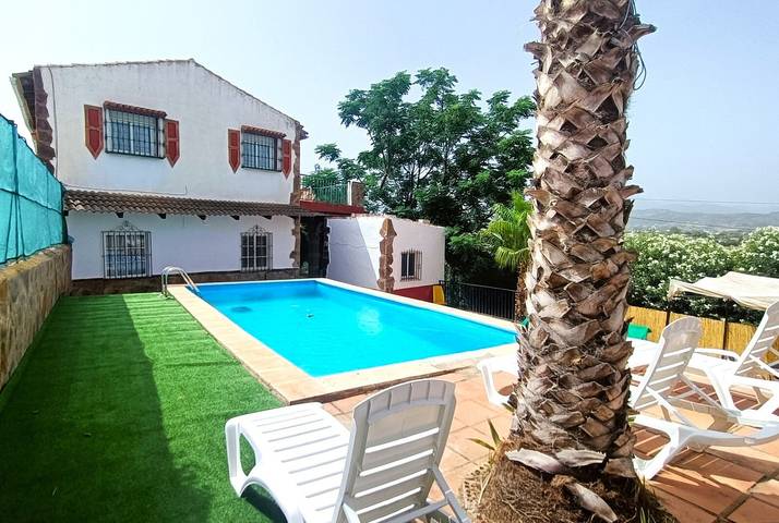 Casa rural para 14 personas, con jardín y balcón, Se admiten mascotas - 1