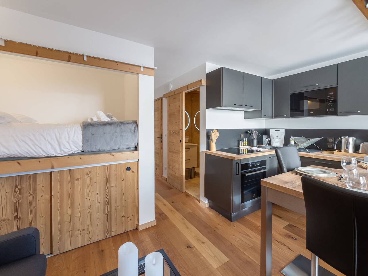 Entire apartment, Renovated ski-in/ski-out apartment in Val Thorens in Val Thorens, Les Trois Vallées