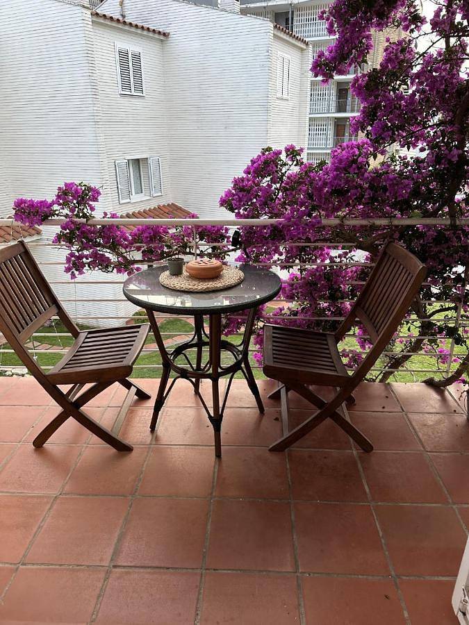 Ferienhaus für 5 Personen, mit Balkon und Terrasse sowie Garten und Pool