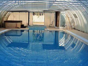 Chambre d’hôte pour 3 personnes, avec piscine ainsi que jardin et sauna dans les Pyrénées-Orientales