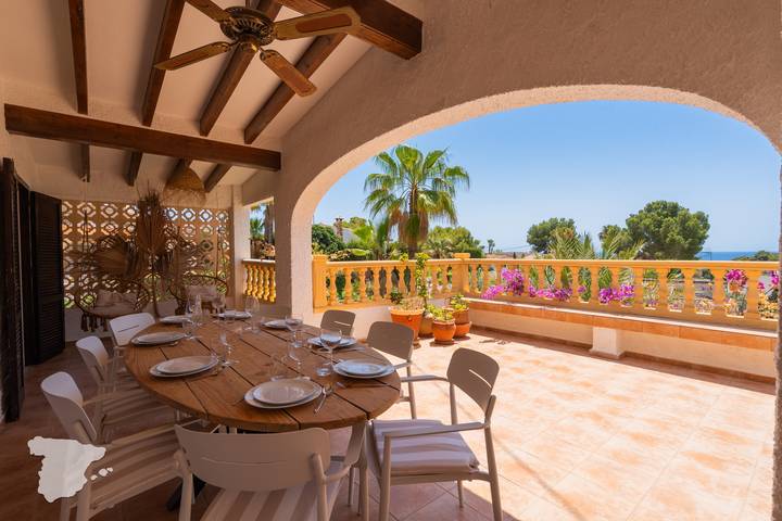 Villa pour 8 personnes, avec jardin et balcon à Benissa - 2