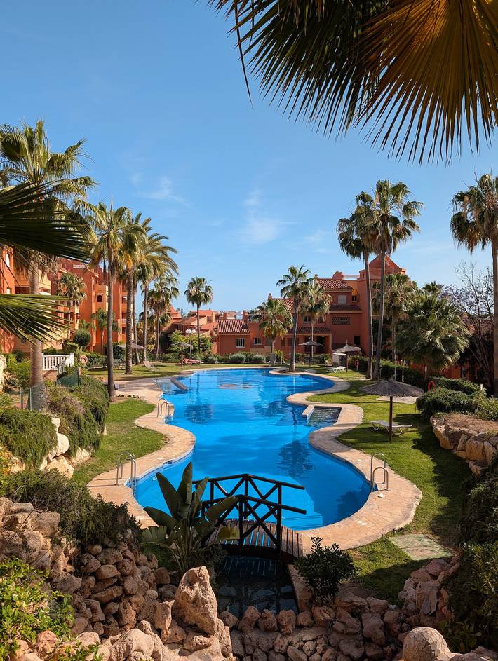 Vacation rental for 4 people, with yard and children pool, with pets in Spain