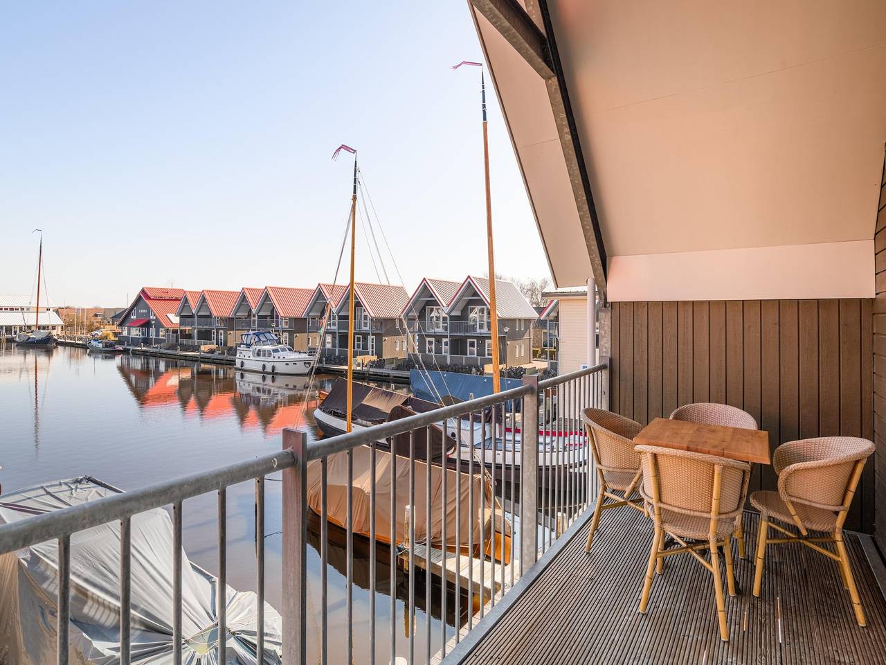 Ganze Wohnung, Gemütliches Ferienhaus im Zentrum von Terherne in Friesland