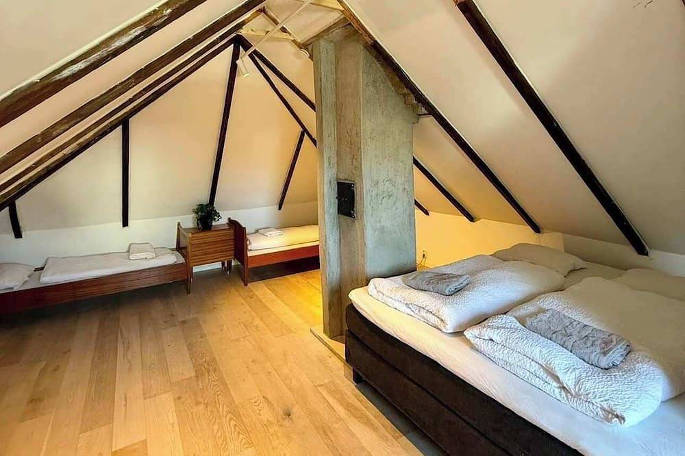 4-Bedroom Apartment w/ Free Parking in Haugesund