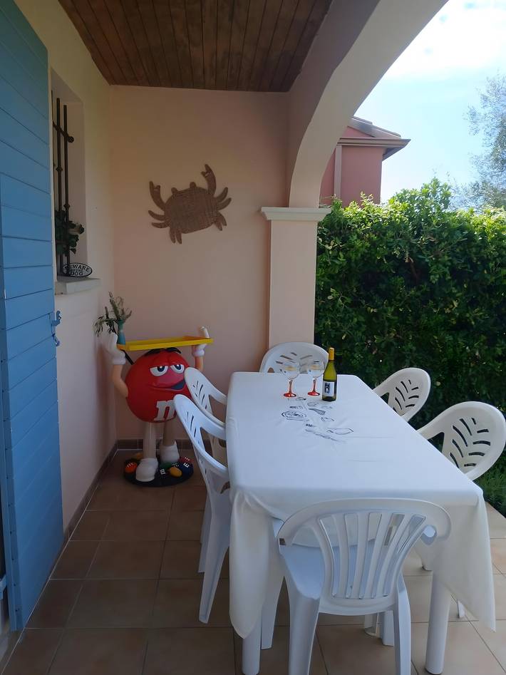 Casa vacacional 'Le Petit Maison' con piscina, terraza privada y aire acondicionado in Homps, Region de Narbonne