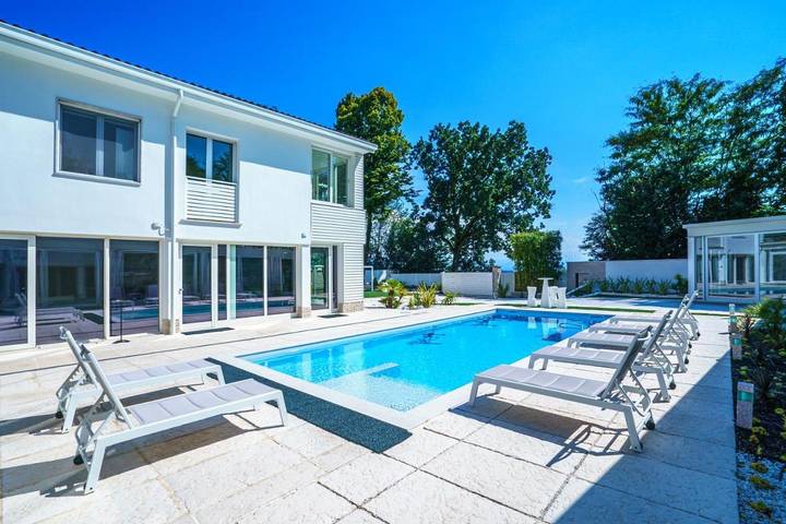 Casa vacanza per 3 persone, con Giardino e Piscina nonché Panorama in Provincia di Lodi