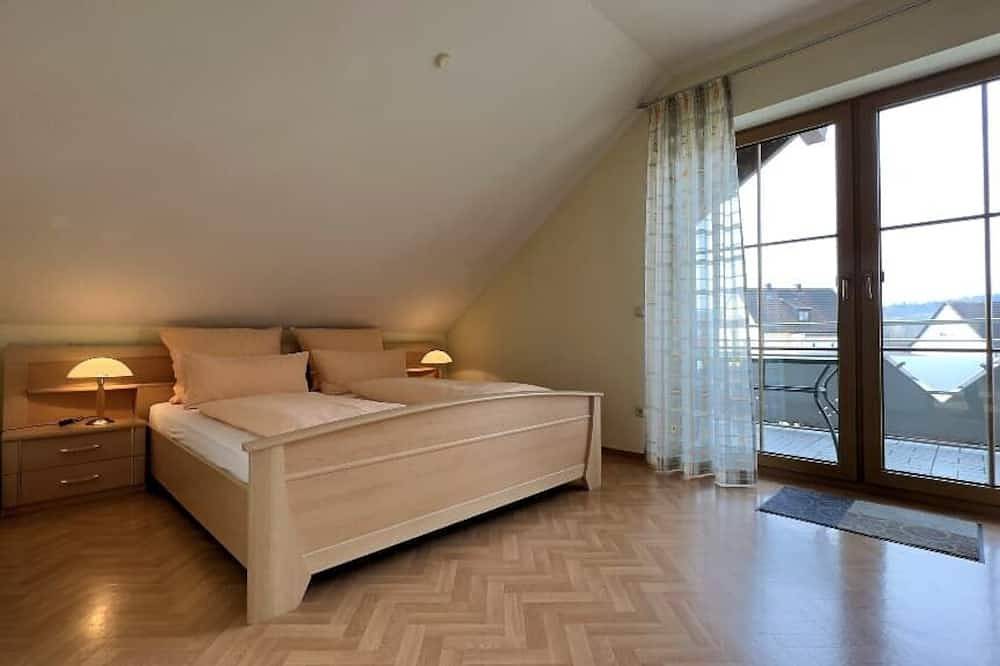 Ganze Wohnung, Liebevoll eingerichtete Wohnung in Friedenfels in Friedenfels, Ostbayern