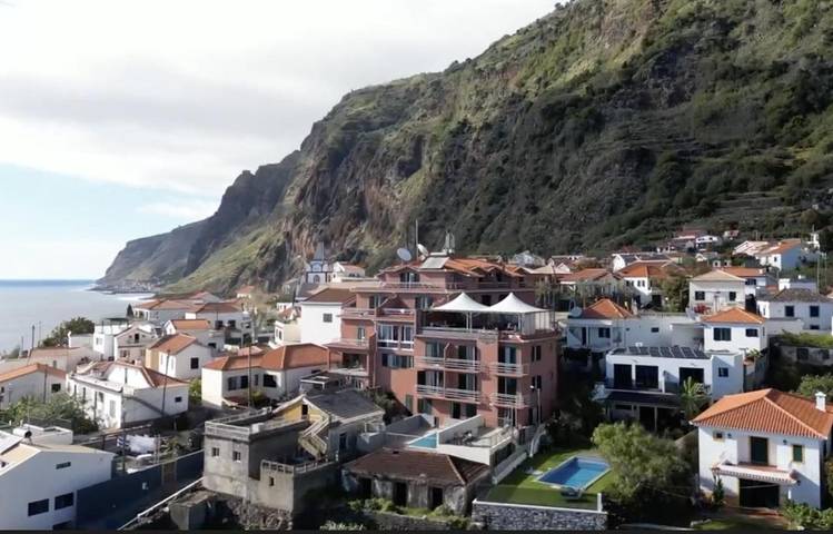 Hôtel pour 2 personnes, avec piscine ainsi que terrasse et vue à Jardim do Mar - 3