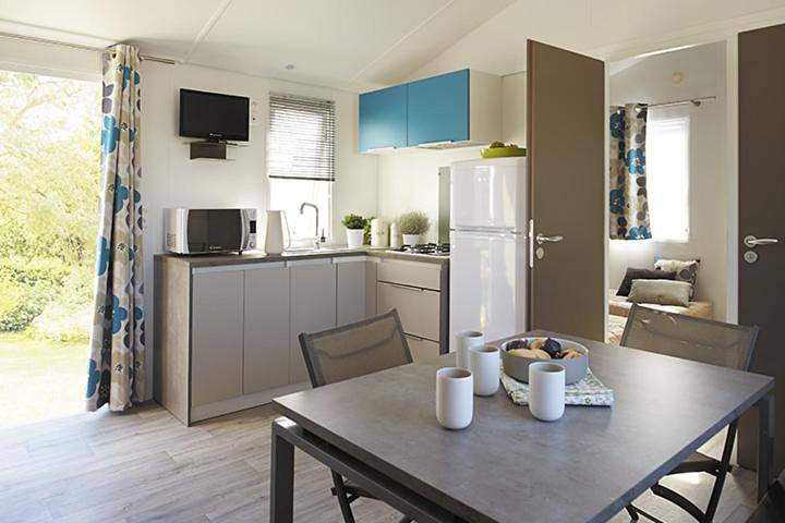 Location de vacances pour 5 personnes, avec Terrasse et Jardin ainsi que Piscine et Vue à Aigle