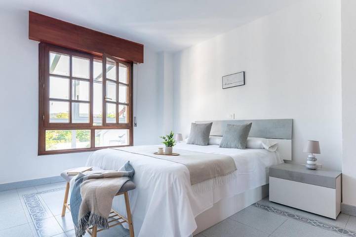 Apartamento de vacaciones para 4 personas, con balcón y vistas - 1