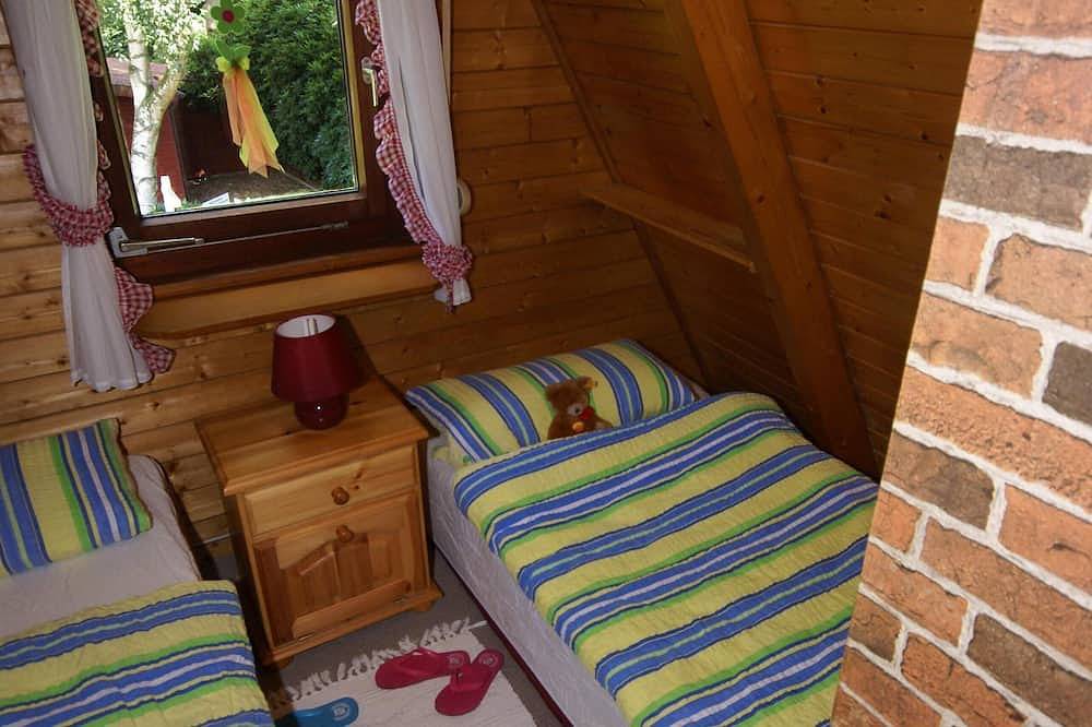 **** Nur-Dach-Haus **** liebevoll eingerichtet in Wiefelstede, Ammerland