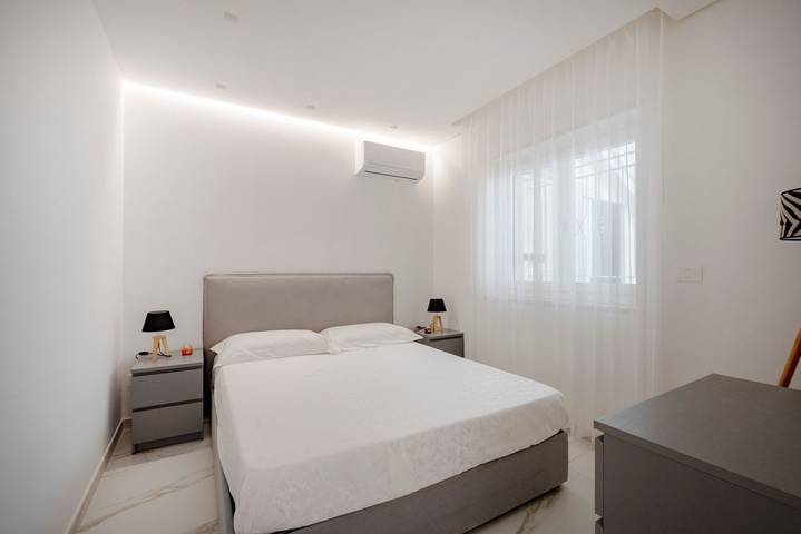 Ganze Wohnung, Ferienwohnung für 4 Personen mit Pool in Capitolo, Monopoli