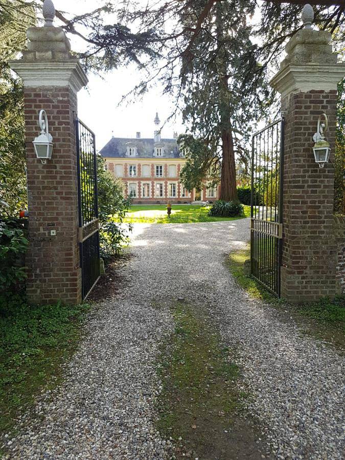 Chambre d’hôte pour 2 personnes, avec Terrasse et Jardin ainsi que Piscine et Vue