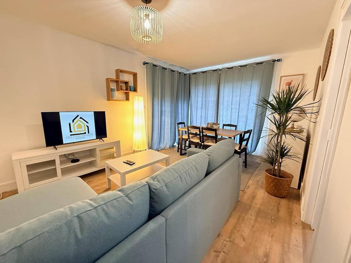 Appartement entier, La Maison Mantaise in Mantes-la-Jolie, Yvelines