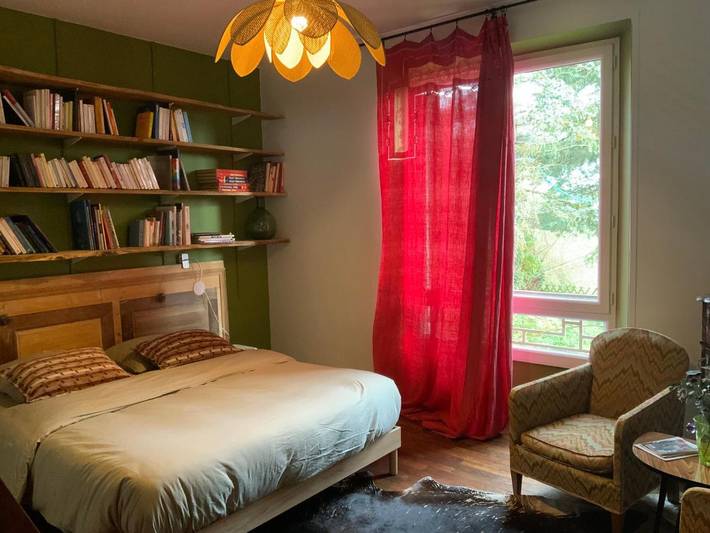 Gîte pour 2 personnes, avec Jardin et Vue à Cuzion