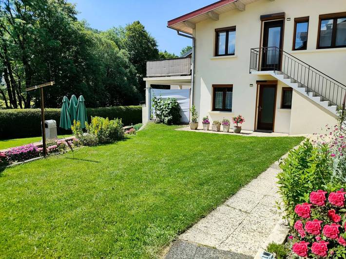 Apartamento de vacaciones para 2 personas, con jardín además de jacuzzi y sauna - 1