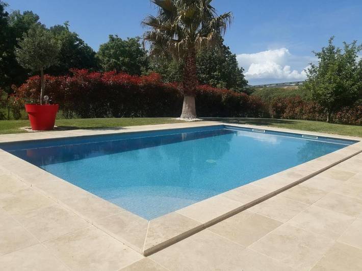 Casa de vacaciones para 4 personas, con piscina además de vistas y jardín - 1