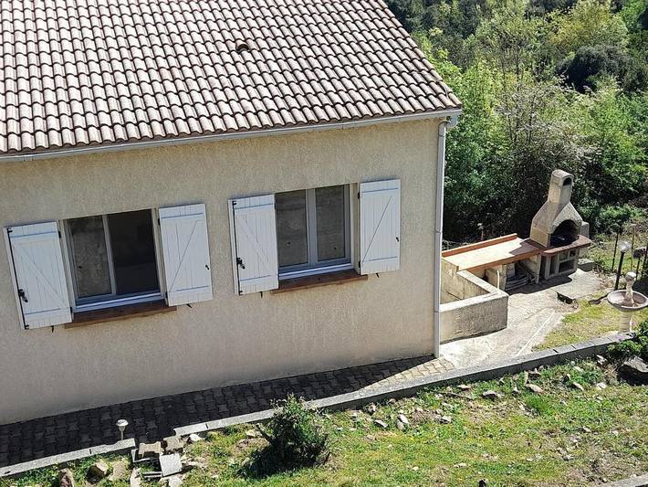 Location de vacances pour 6 personnes, avec vue et jardin, animaux acceptés à Serra-di-Fiumorbo - 2