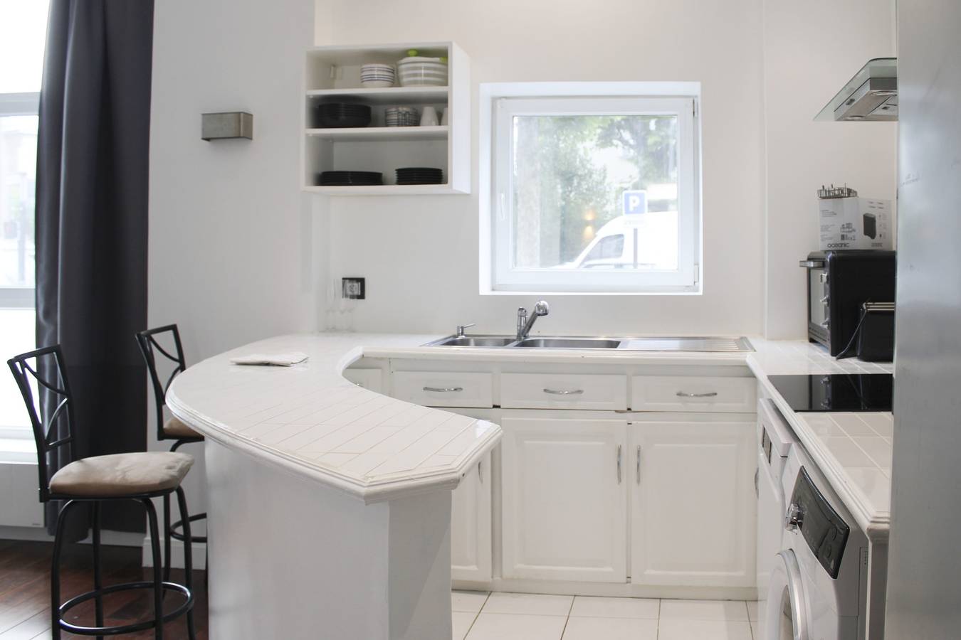 Estudio entero, Estudio para 4 personas con terraza in Bois-Colombes, Altos del Sena