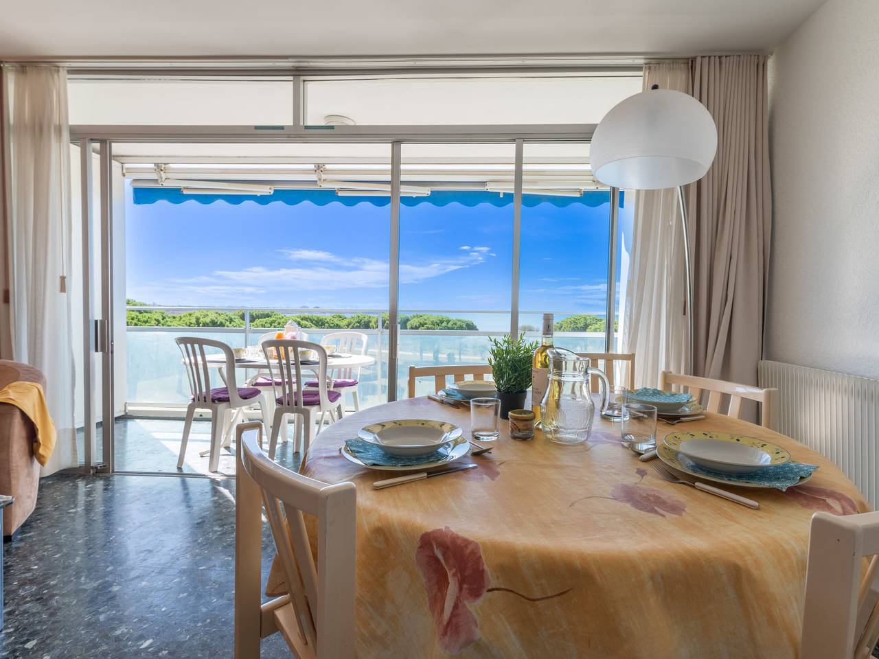 Apartamento entero, Le Mireille in Le Grau-du-Roi, Côte d'Améthyste