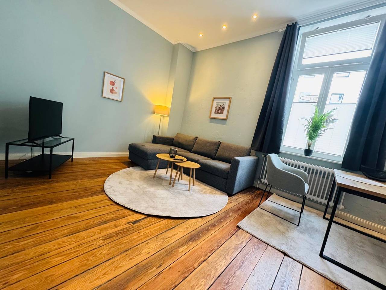 Ganze Wohnung, Zedeliusapartments Hochpaterre in Tonndeich, Wilhelmshaven