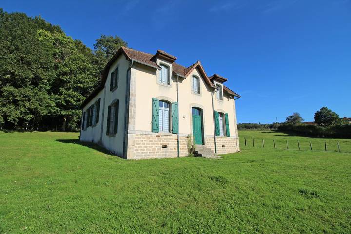 Gîte pour 7 personnes, avec jardin