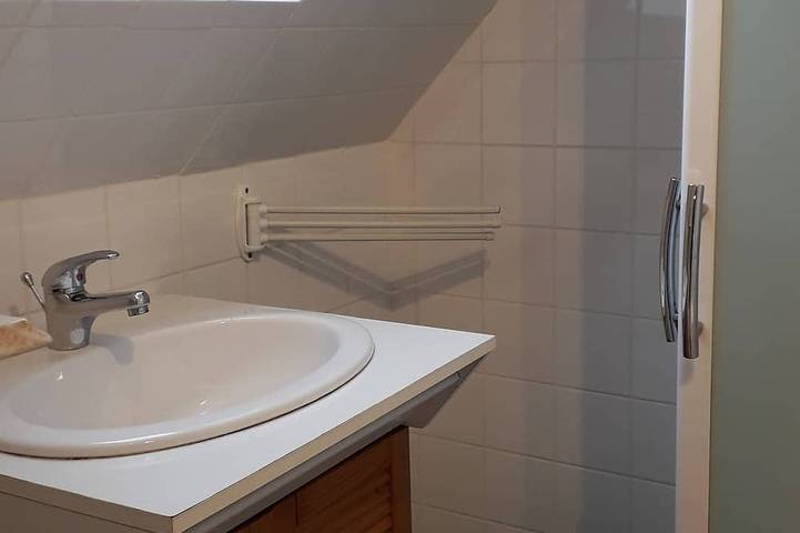 Gîte pour 3 personnes, avec jardin et terrasse, animaux acceptés à Bégard - 3