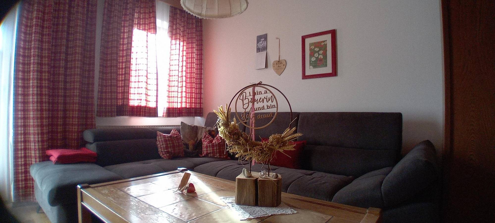 Geheel vakantieappartement, Doppelzimmer Innenhof in Vomp, Bezirk Schwaz