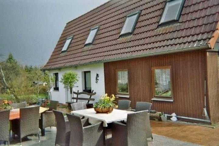 Ferienhaus für 5 Personen, mit Terrasse und Garten in Gersdorf