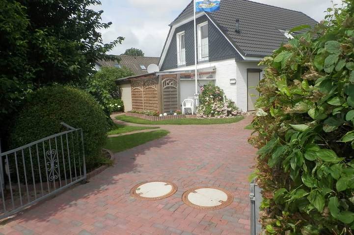 Ferienhaus für 4 Personen, mit Terrasse und Garten