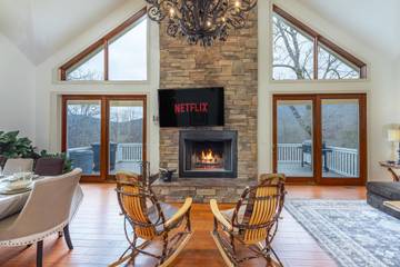 Vacation Home for 10 Guests in Blue Ridge Mountains, Mount Mitchell, Picture 1